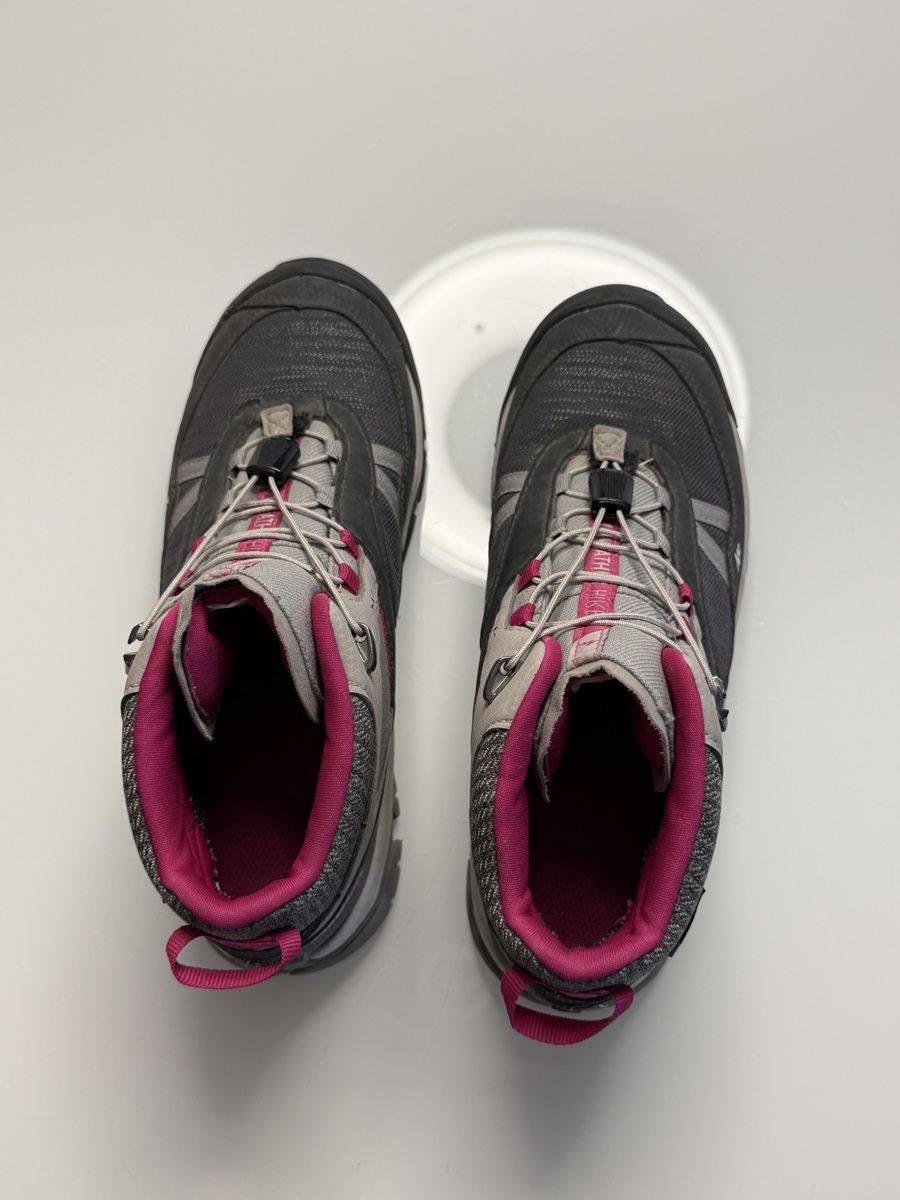 Decathlon Scarpe per ragazze: Wanderstiefel für Mädchen Gr. 38 – Usato da St. Gallen venduto da AsanwaChee 5