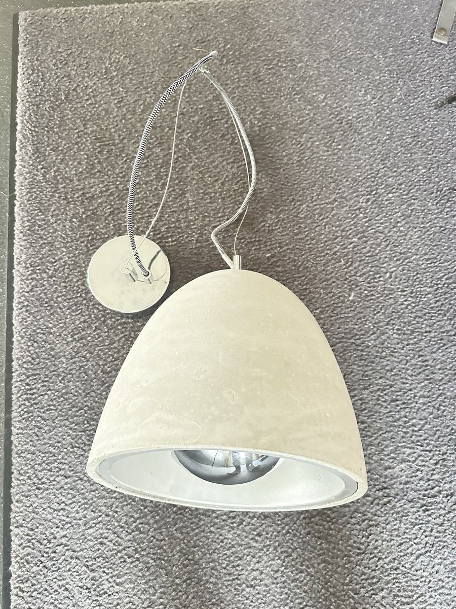 Lampadari & plafoniere: 2 Hängelampen aus Beton – Usato da Rütihof venduto da yol_wf76