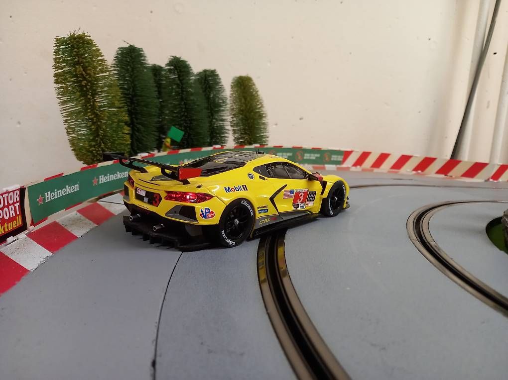 Carrera Piste: Carrera Digital 124 Chevrolet Corvette C8r – Usato da Langenthal venduto da noa_9wcy 1