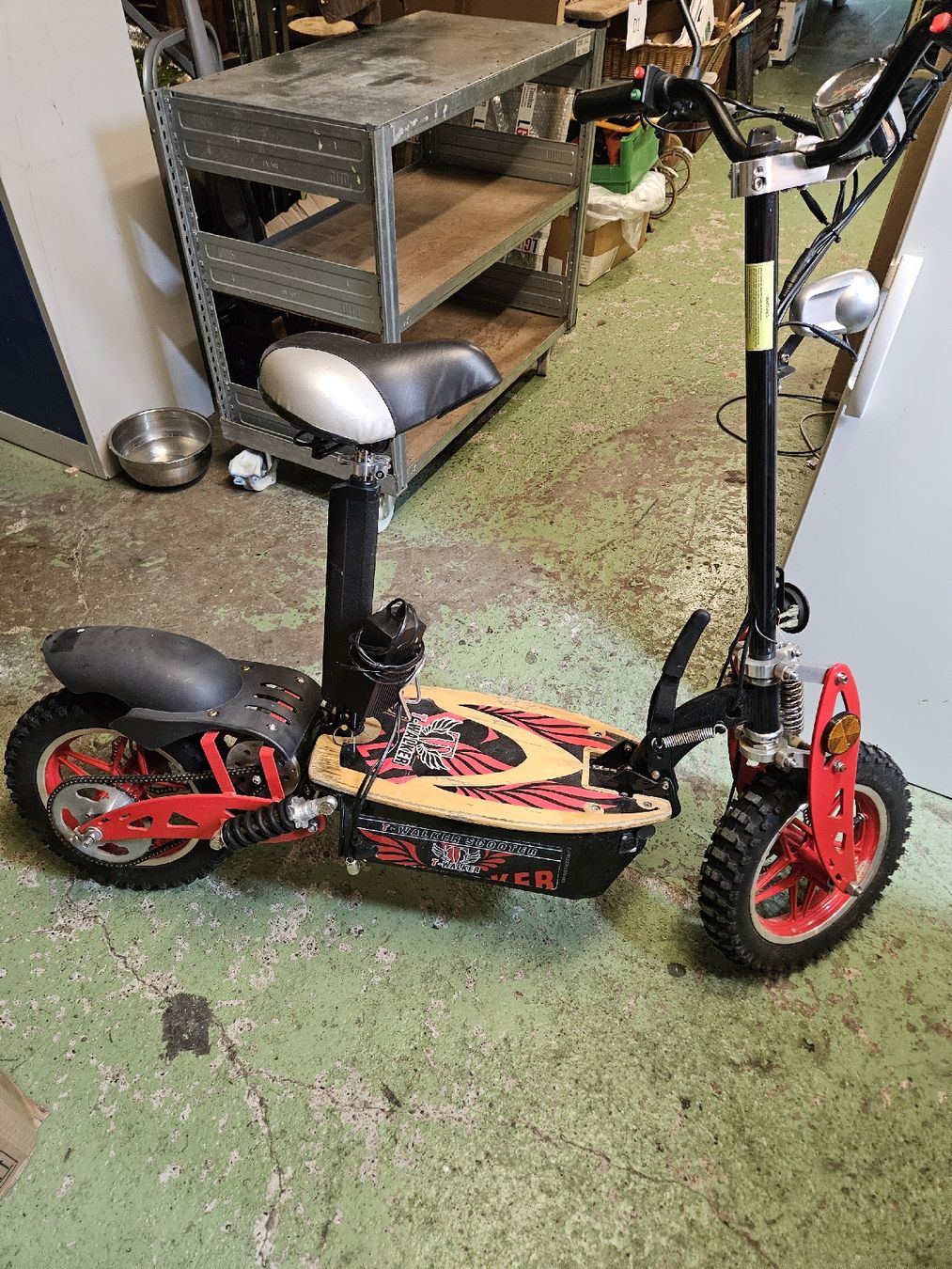 Scooter: Elektroroller T-Walker mit Sitz  – Usato da Rorschach venduto da TimelessTrading 3