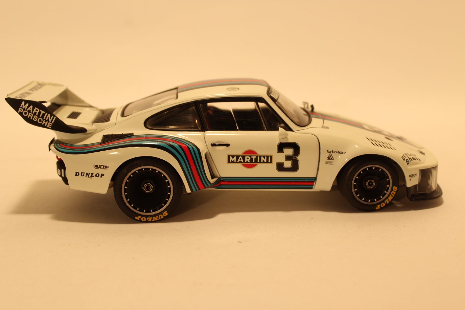 Exoto Modellini d'auto: EXOTO Porsche 935 Martini, 1 : 18 – Usato da Fehraltorf venduto da haefens 2