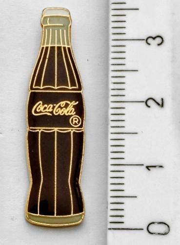 Coca-Cola Plaketten & Abzeichen: Coca-Cola Flaschen Pin – Gebraucht aus Pfäffikon ZH von Colacity