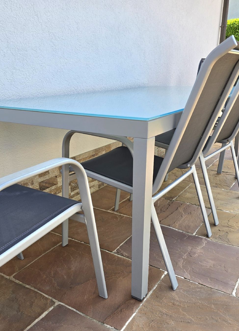 Set di tavolo e panche: Glastisch Set mit 4 Stühlen, Alu/Textil – Usato da Möhlin venduto da Atdiego76 7