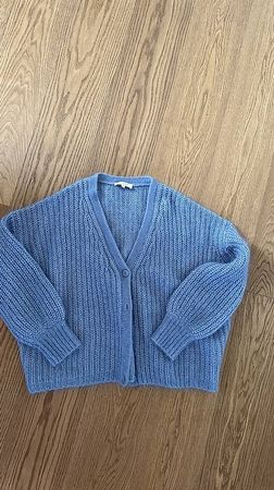 Sezane Achille Strickjacke, Gr. M, Himmelblau