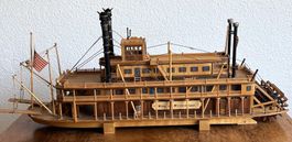 Schiffmodell King of the Mississippi Schaufelraddampfer Holz
