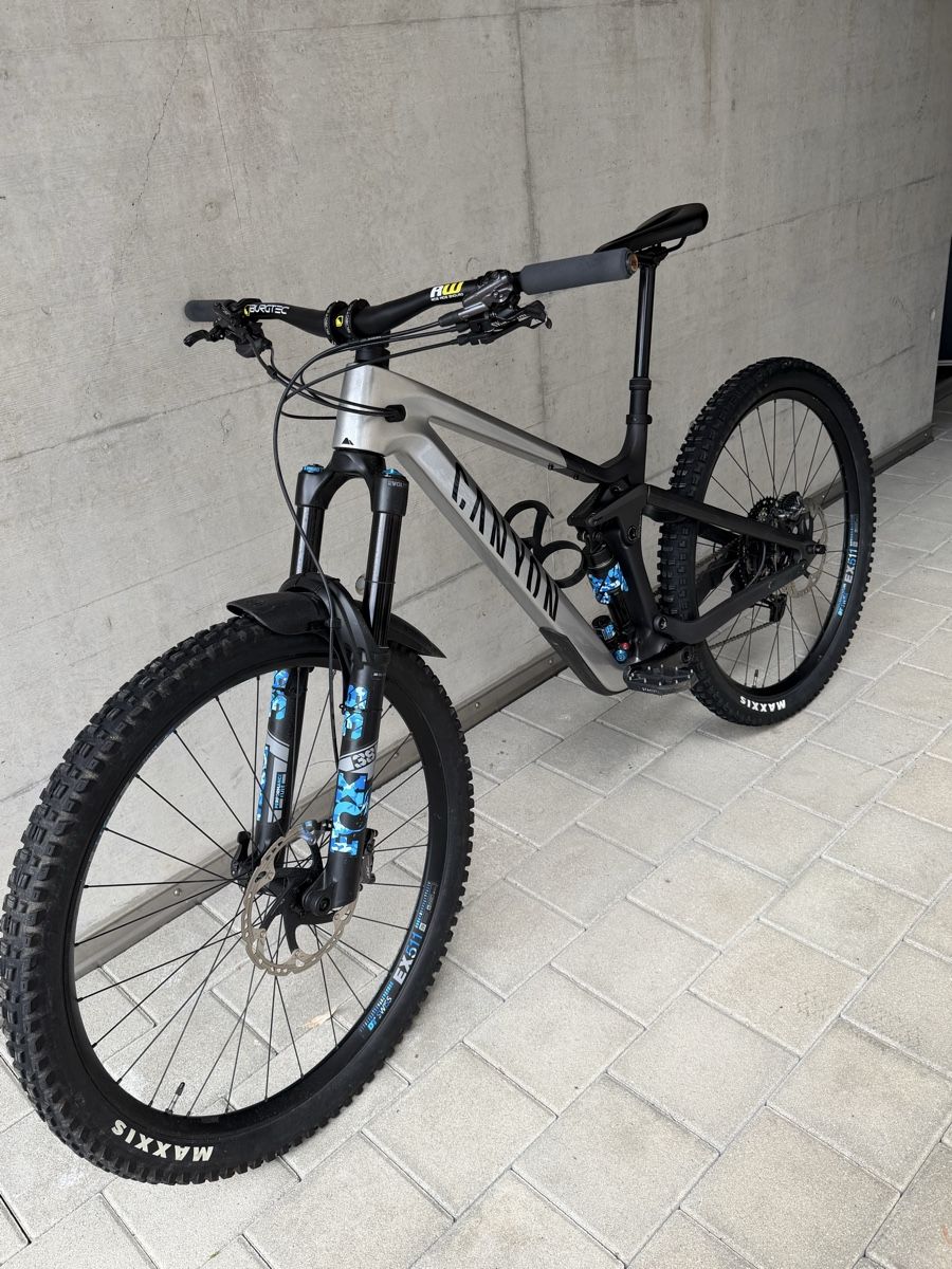 Canyon Velos: Canyon Strive CFR Underdog size M – Gebraucht aus Walchwil von Luxury_wardrobe 1