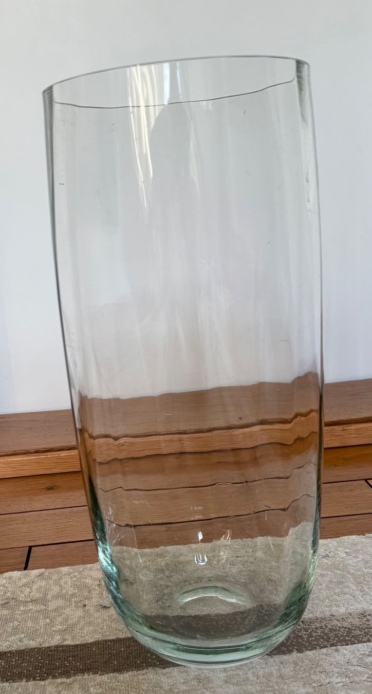 Ikea Vase & Récipients: Grosse Glasvase, transparent – D'occasion à Wohlen AG par thr_t5x8