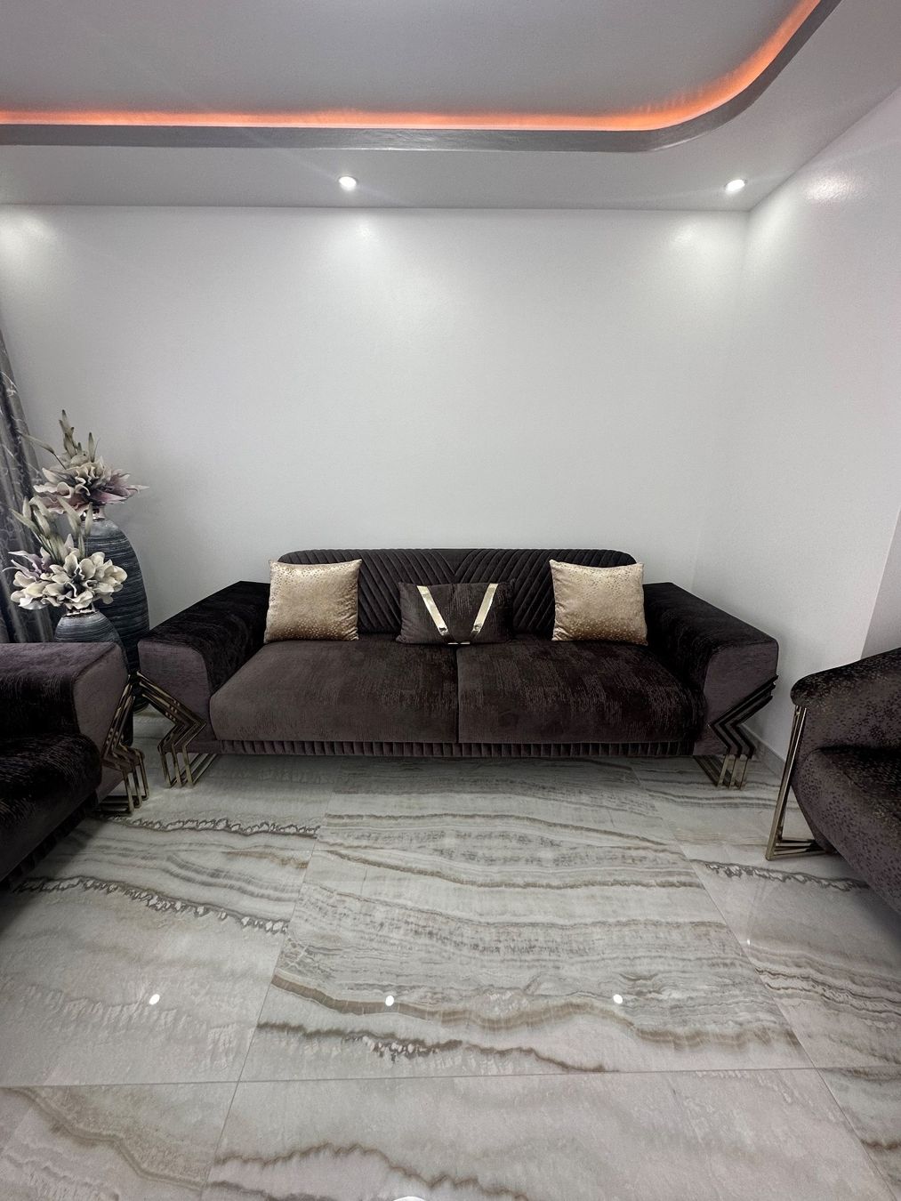 Divani: Sofa Luxe SUPER PRIX !!! – Nuovo e nell'imballaggio originale da Orpund venduto da dizi.98 7