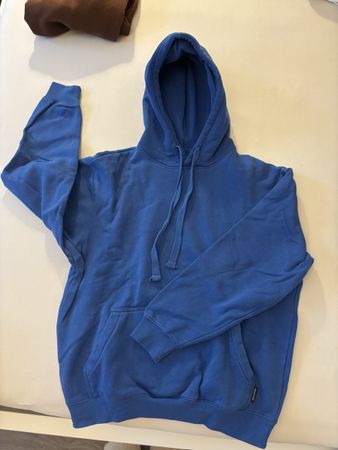 Blauer yourturn pullover in blau