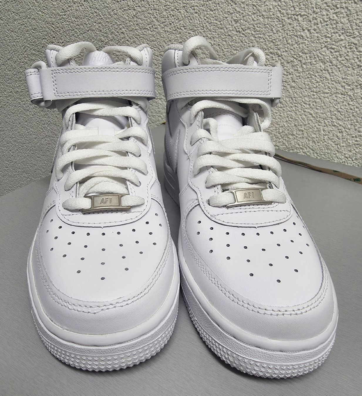Scarpe da uomo: Nike Air Force 1 – Nuovo e nell'imballaggio originale da Zürich venduto da die_eine