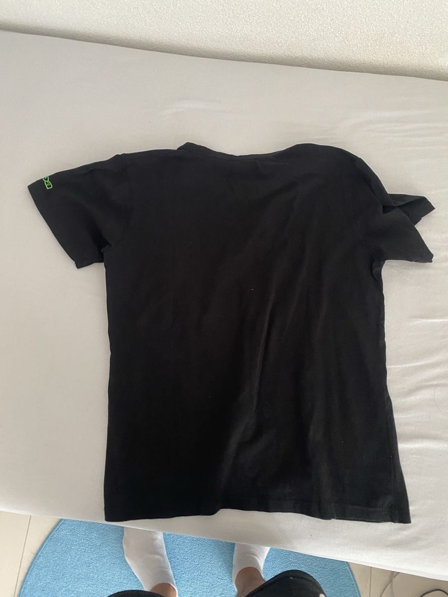 T-shirt: T shirt – Nuovo (secondo la descrizione) da Pratteln venduto da fra_rd8j 3