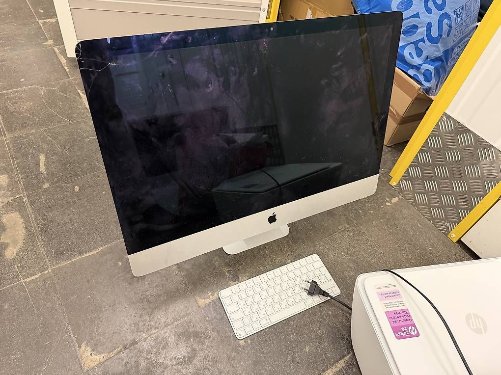 PCs: iMac 27'' (2019) gebraucht – D'occasion à Basel par mch_t2hl