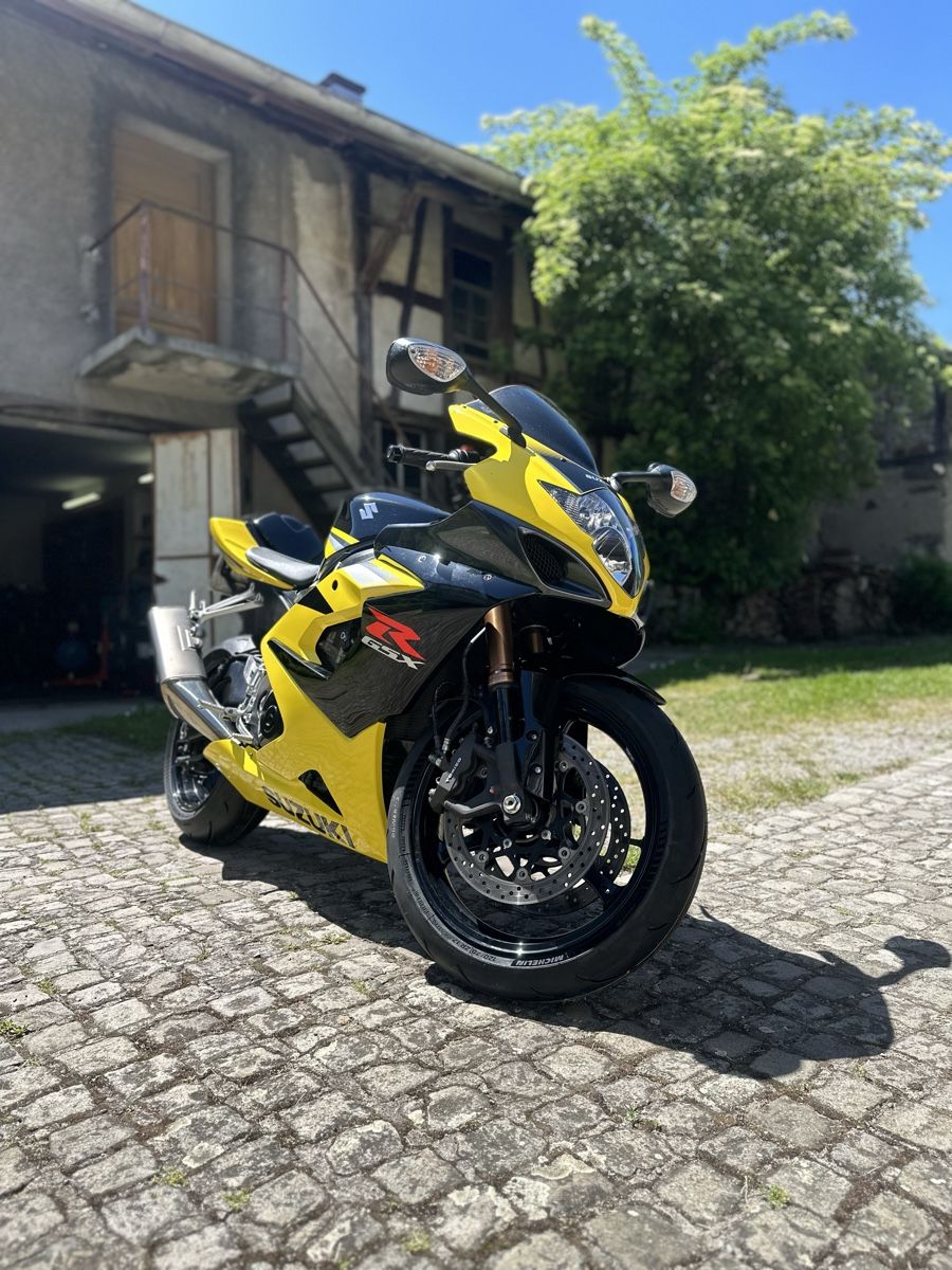 Suzuki Route: Suzuki GSX-R 1000 K5 ab MFK (Juni 26) und Service – D'occasion à Hirzel par Thenoah78