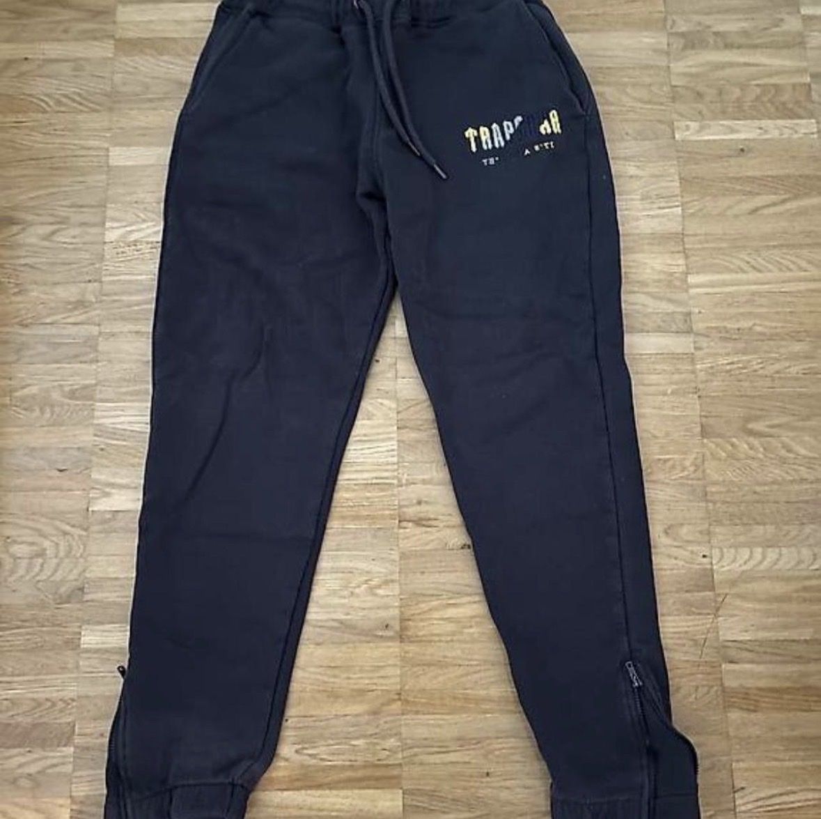 Trapstar Lots de vêtements: Trapstar Tracksuit (S) – D'occasion à Zürich par rub_87sh 4