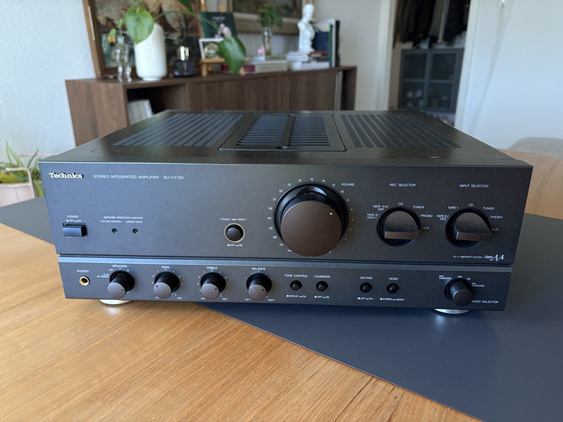 Technics Amplificatori: Stereo Verstärker Technics SU-VX700 – Usato da Uster venduto da Monsterrra