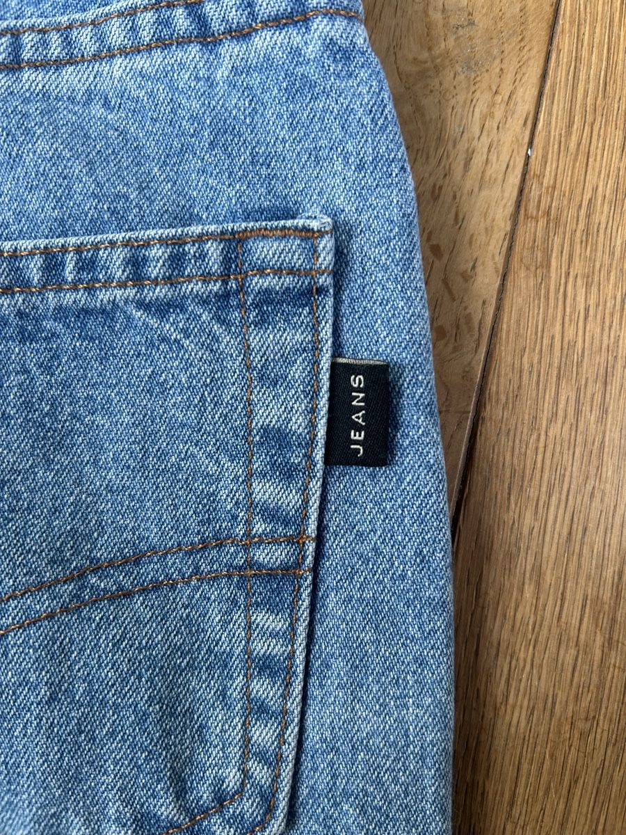 Jeans: Jeans, hellblau, Gr.34, Herbstlich – Usato da Frauenfeld venduto da jae_vs6j 4