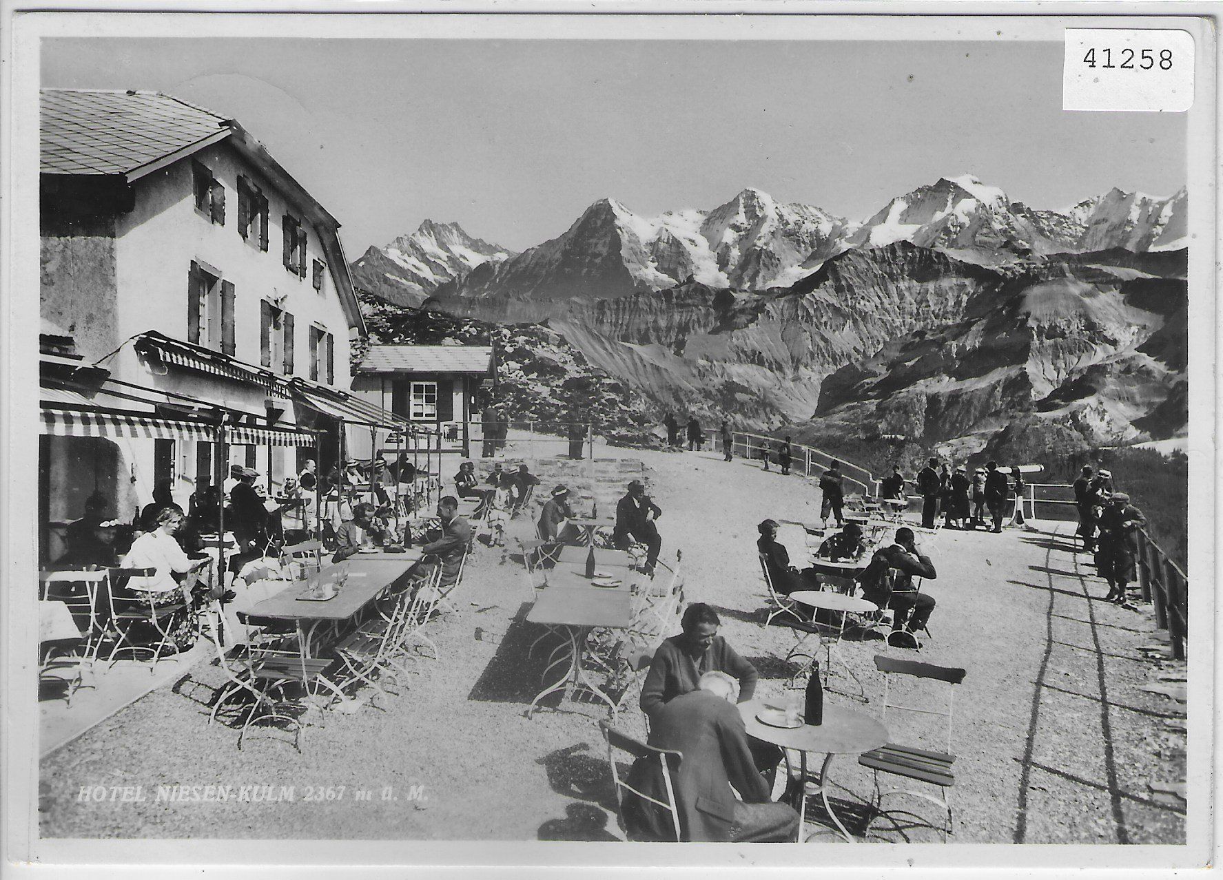 Cartoline postali: Hotel Niesen-Kulm – Usato da Ettingen venduto da Kartenplanet