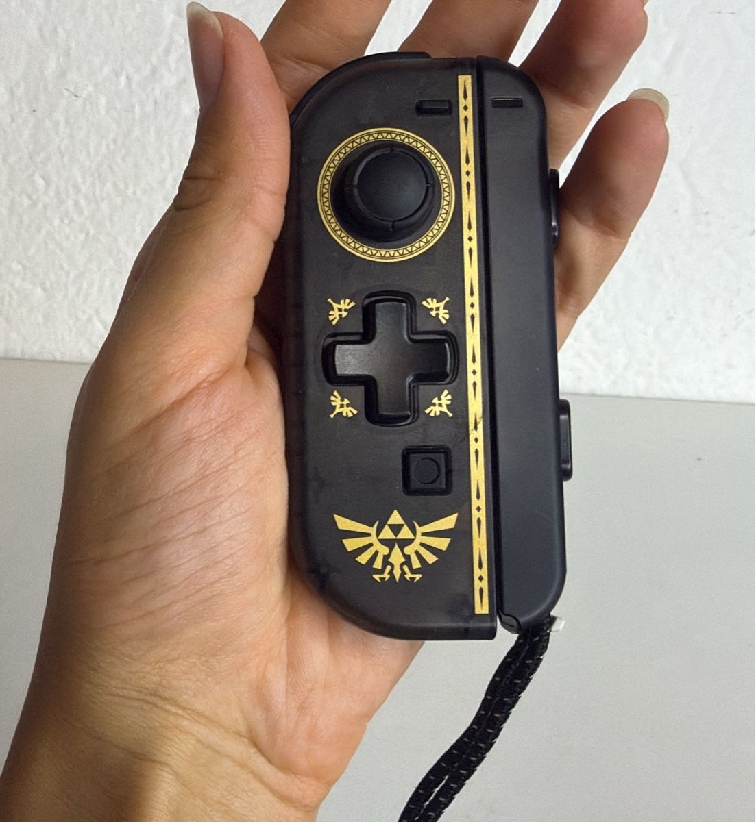 Nintendo Controller: Nintendo Switch Joy-Con Controller Zelda Edition black – Usato da Ehrendingen venduto da bubulence