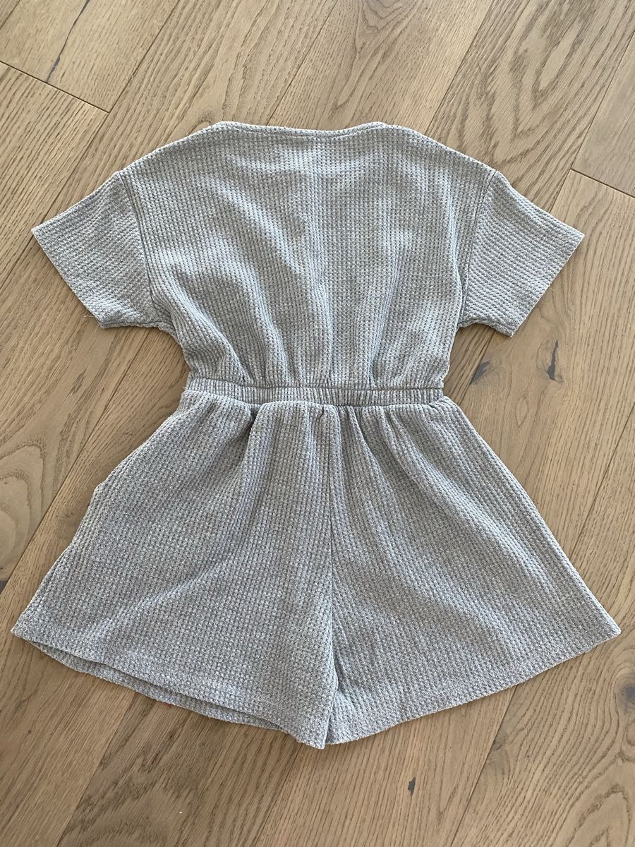 Zara Jumpsuits: Jumpsuit Zara 134 – D'occasion à Lachen/SZ par Flower2 1