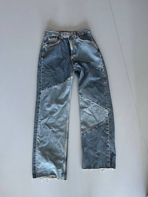 Jeans: blaue Jeans – Usato da Dübendorf venduto da jjs_t925 2