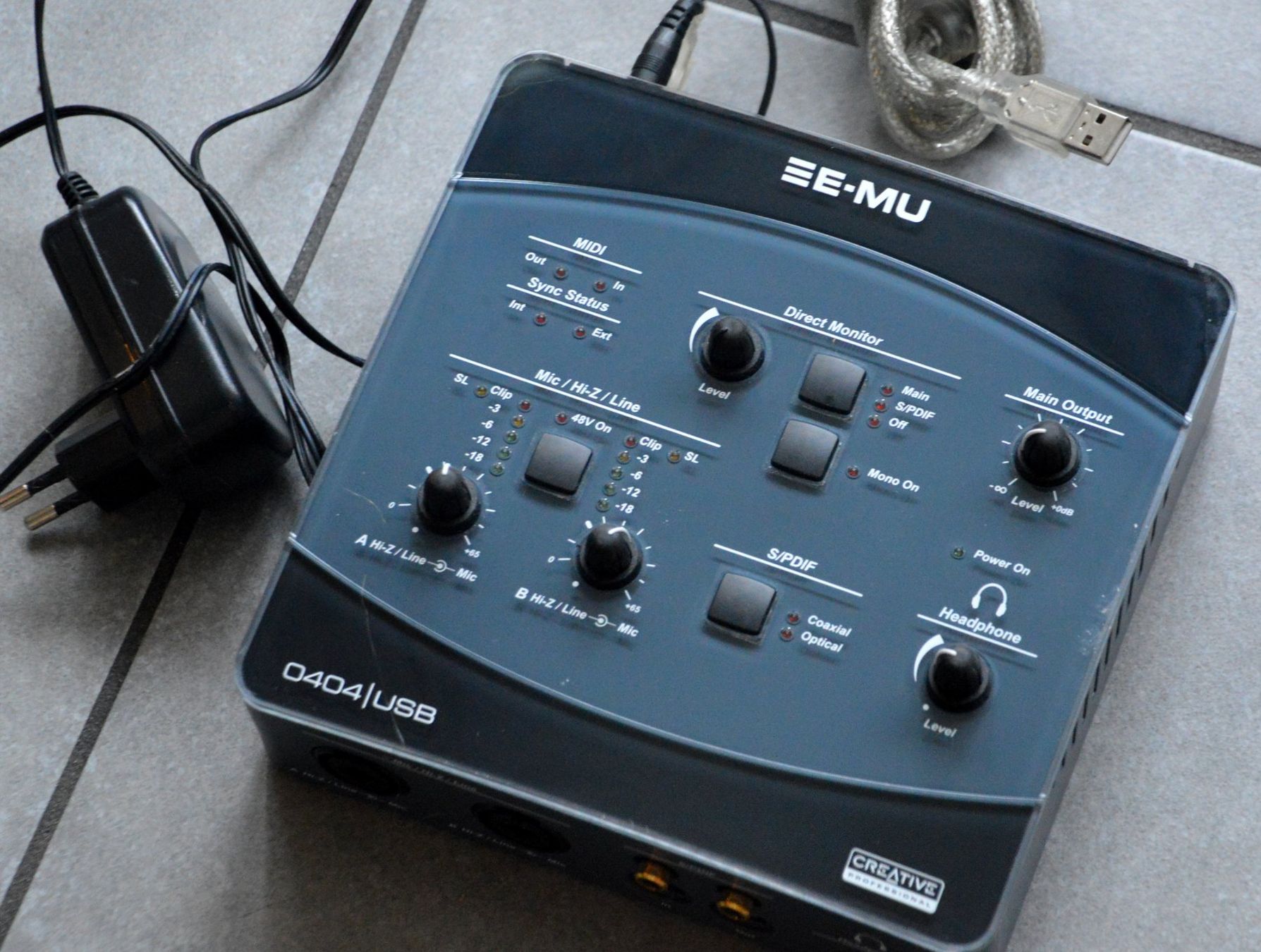 E-Mu Attrezzatura per studi di registrazione: Sound Card E-MU 0404 USB  Interface – Usato da Collonges venduto da arashee 1