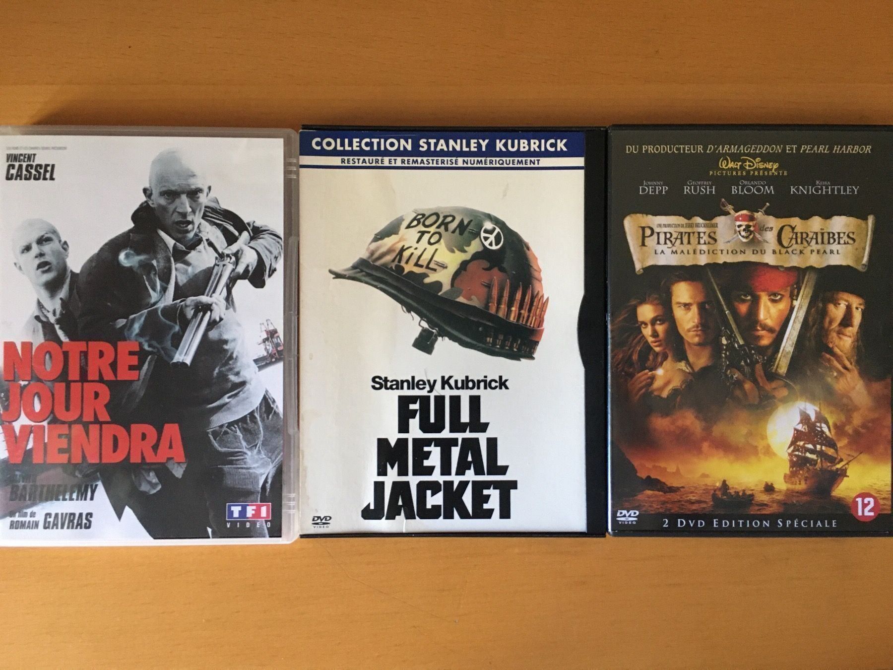 Tutti i DVDs: 3 DVDs for 5.- – Usato da Neuchâtel venduto da Tradeboi 1