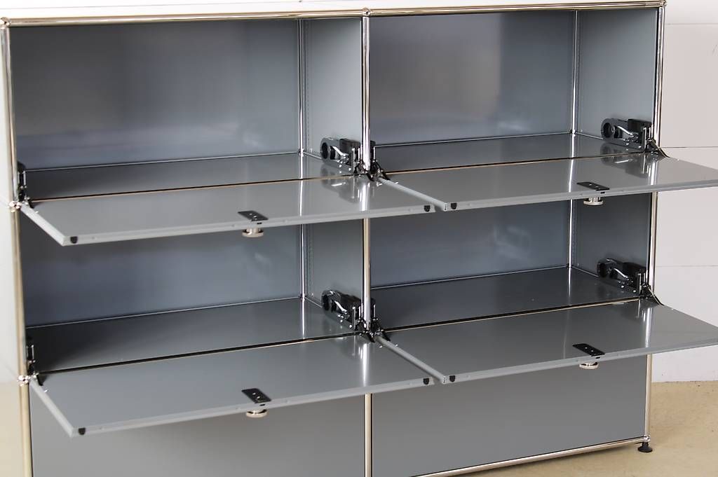 Regale: USM Sideboard in Mittelgrau, neuwertig – Gebraucht aus Meinisberg von atelier_TILIJA 5