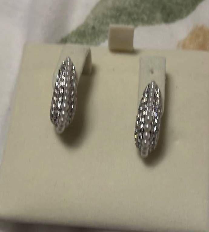 Swarovski Ohrringe & -stecker: Ohrringe Swarowski – Neu und originalverpackt aus Glattbrugg von mir_vx2c 1