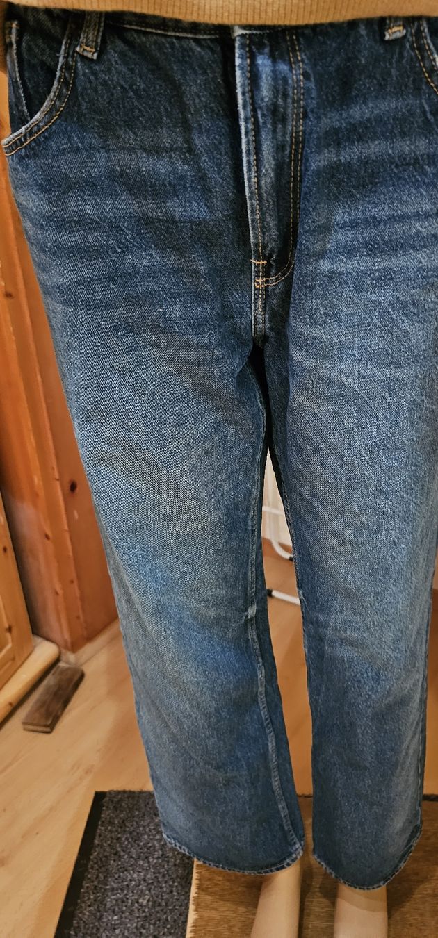Massimo Dutti Lotti di vestiti: Bershka Jeans, Straight, Gr.42, Top + Massimo Dutti Pulli – Usato da Ferden venduto da jemyce 2