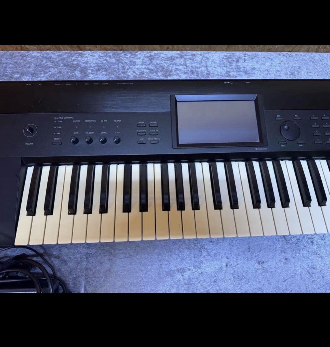 Korg Instruments de musique: Korg Krome – D'occasion à Glarus par B2K 4
