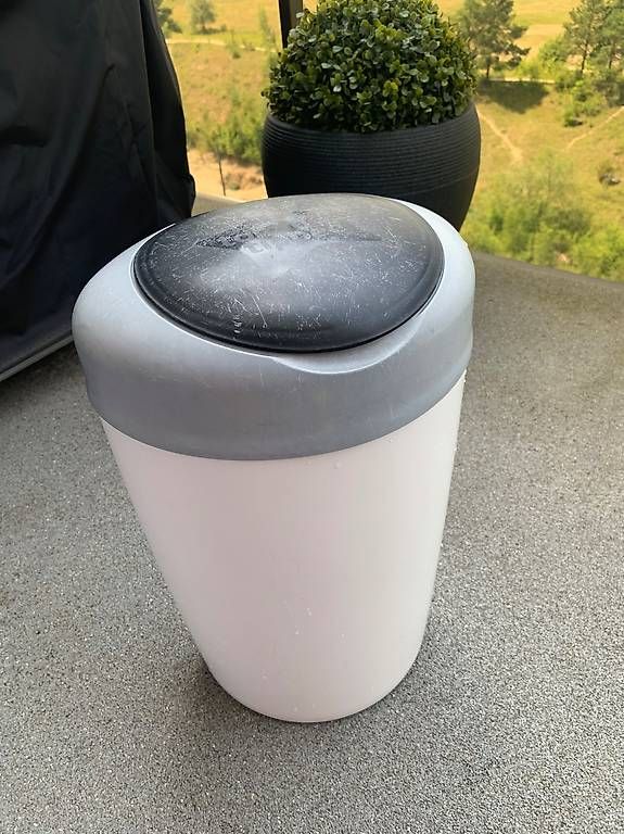Abfalleimer: Tommee Tippee Windeleimer mit 5  – Gebraucht aus Baar von audreydes