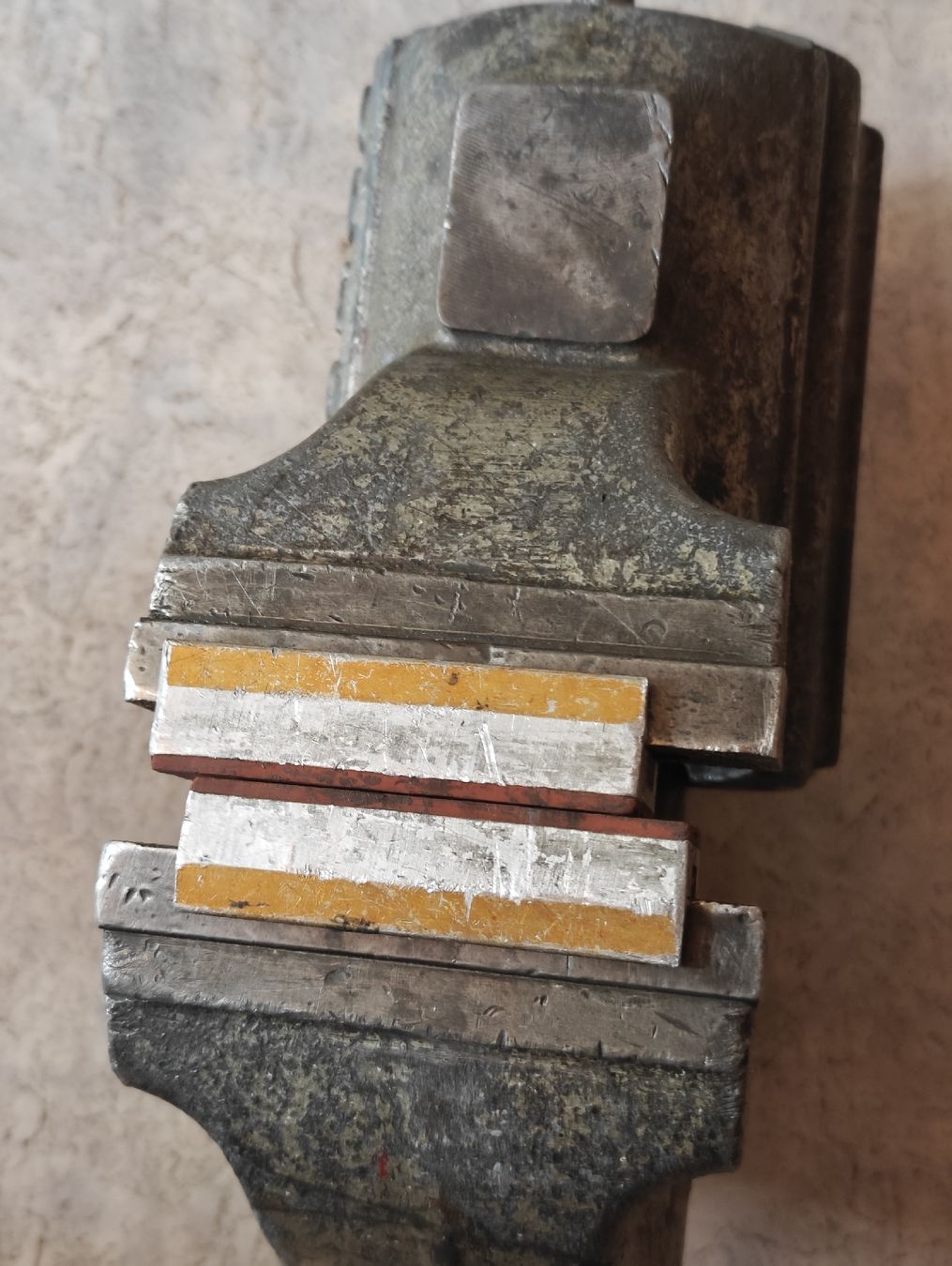 Gressel Tous les outils: Gressel Schraubstock – D'occasion à Malans GR par mesmen 1