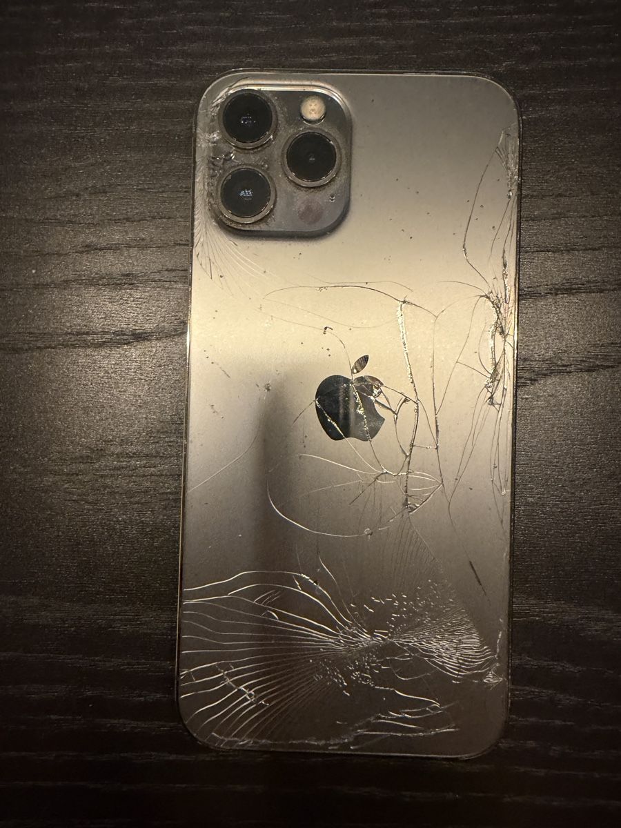 Apple Handys / Smartphones: iPhone 12 pro max ab 1.- – Defekt aus hausen am albis von rom_5zdn 2