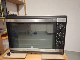 Backofen/Umluftofen freistehend, mit Zubehör, top Zustand