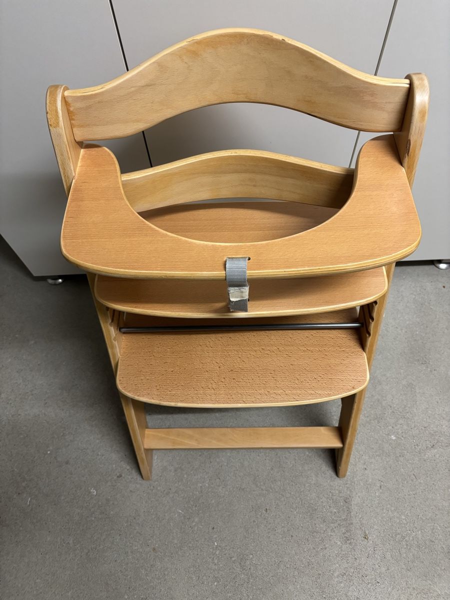Hauck Seggioloni: Holz Kinderstuhl Hauck – Usato da Sursee venduto da Zupsa 1