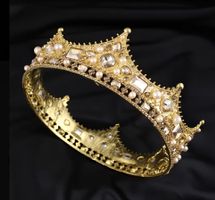 1 Stück /Goldene Königin Krone mit Perlen und Strass.