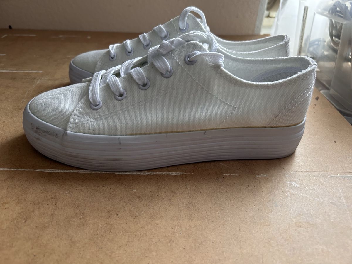 Scarpe da donna: Turnschuhe grösse 39 – Usato da Bern venduto da Dafi7 2