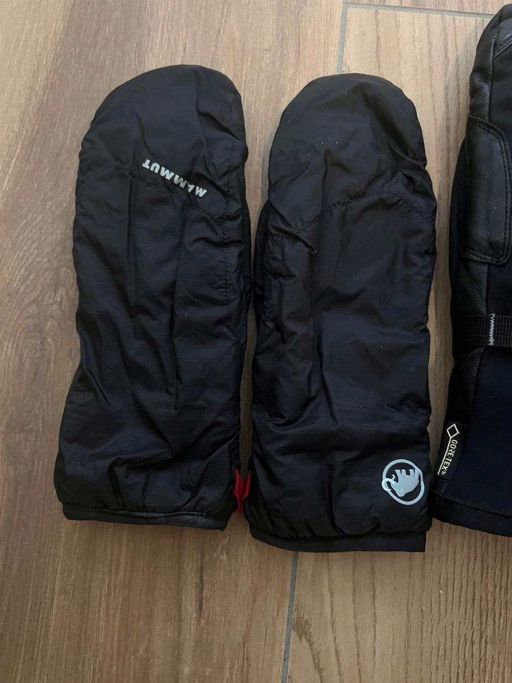 Mammut Guanti & manicotti: Mammut ski Mittens gr 8 – Usato da Hinwil venduto da jua_t8vd 2