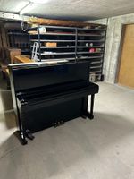 Piano Rönisch, Modell 123, schwarz poliert