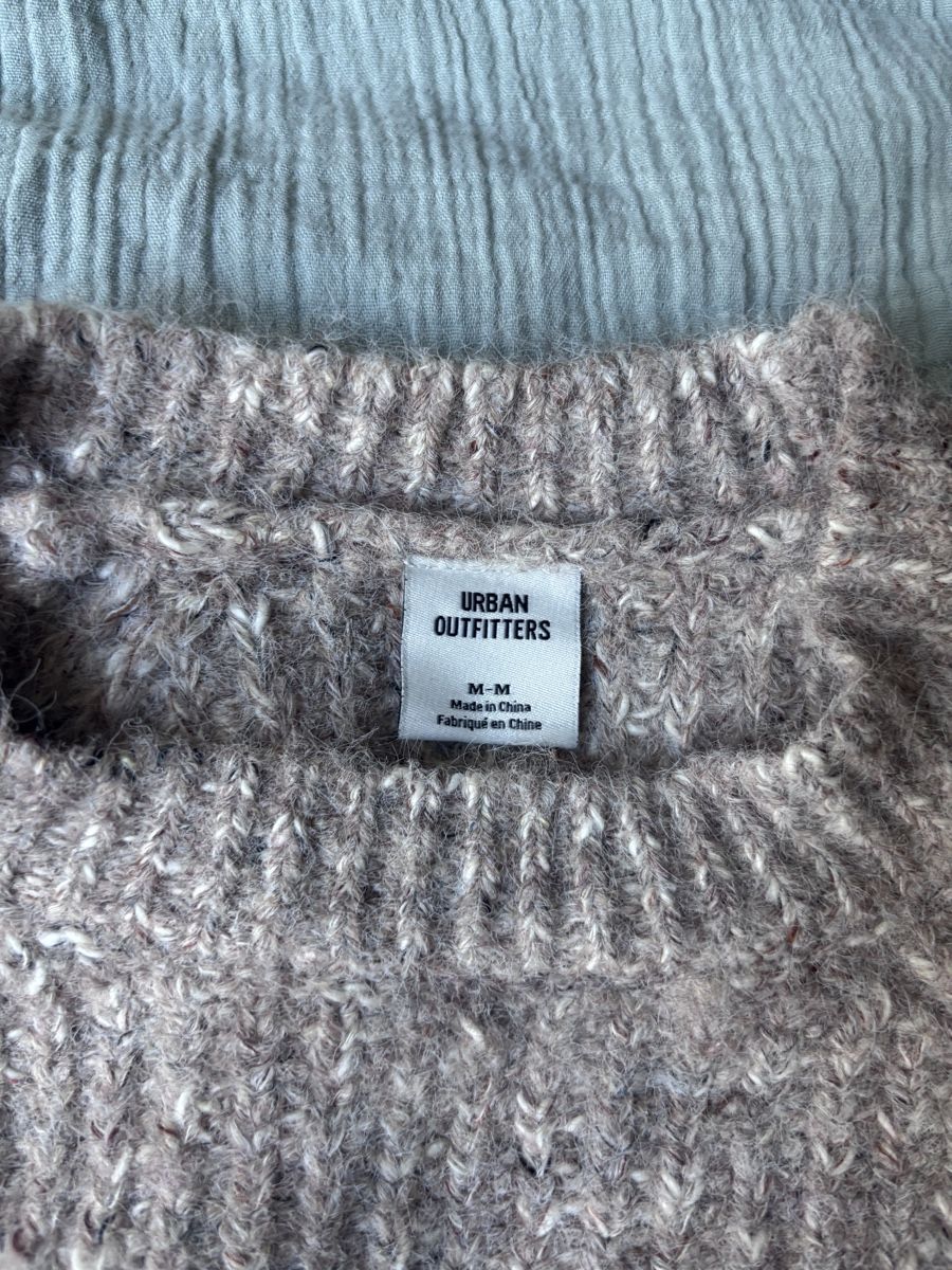 Urban Outfitters Maglioni & Felpe: Pullover von Urban Outfitters, Gr. M – Nuovo (secondo la descrizione) da Seuzach venduto da len_6mrv 2