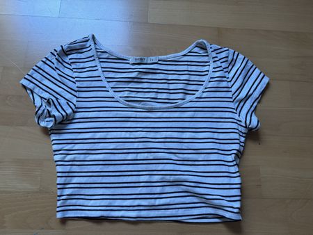 Crop Top gestreift weiss schwarz Grösse S