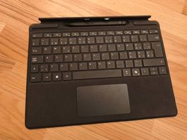 Microsoft Surface Pro 13-Zoll Keyboard mit Slim Pen