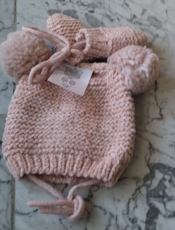 Neues Winterset Mütze & Fäustlinge Gr. 62/68