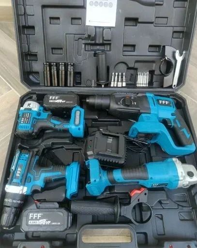 Alle Werkzeuge: KIT 4 IN 1 DUE BATTERIE 98V – Neu und originalverpackt aus Lausanne von art_pkq5