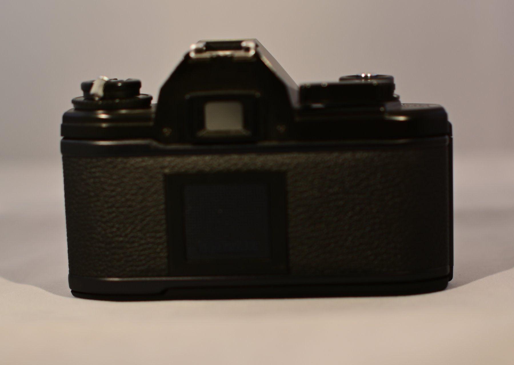 Nikon Appareil photo: Nikon EM mit 35mm Objektiv – D'occasion à Uster par Stoessda 2