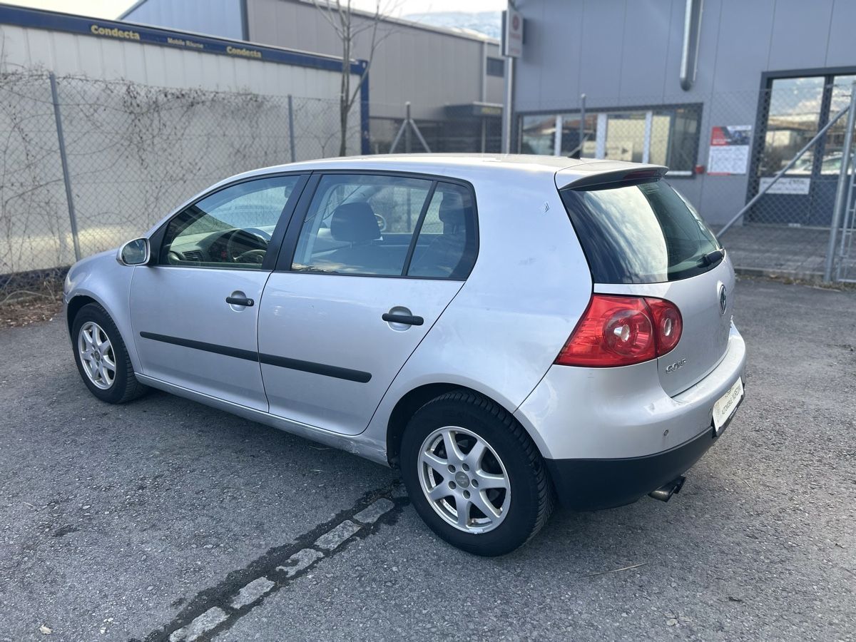 VW Automobili: VW Golf V 2.0 FSI 4-Motion – Usato da Sargans venduto da automobilen 3
