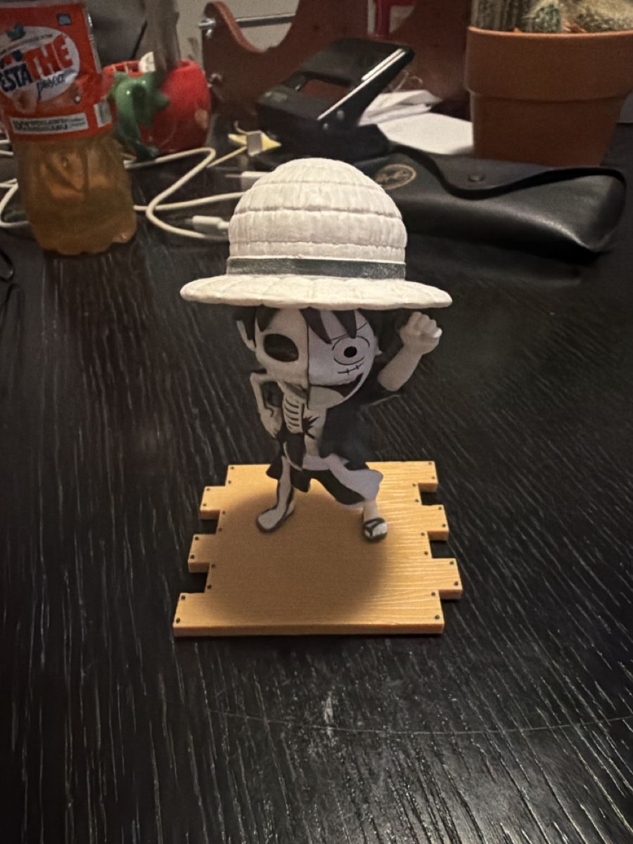 Bandai Statuette: One Piece Figur Monkey D. Luffy Mighty Jaxx – Nuovo e nell'imballaggio originale da Bern venduto da Davidraemy