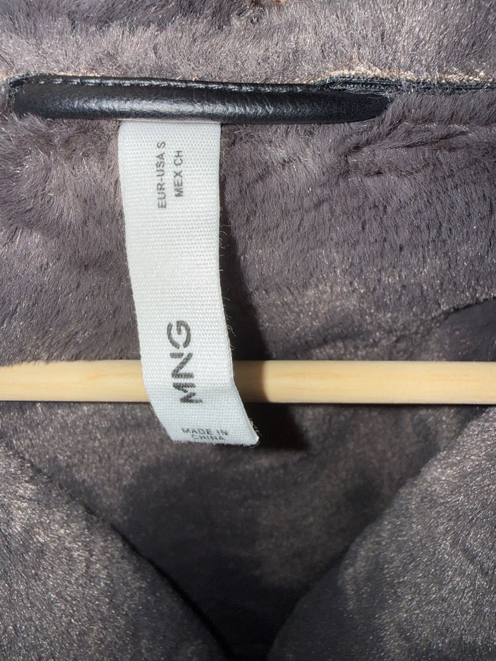 Mango Jacken: Mango Jacke Gr.36 – Gebraucht aus Visperterminen von ele_8n98 3