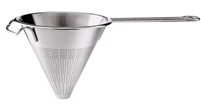 Rösle Küchengeräte: Rösle Spitzsieb - 20 cm – Gebraucht aus Winterthur von YaV