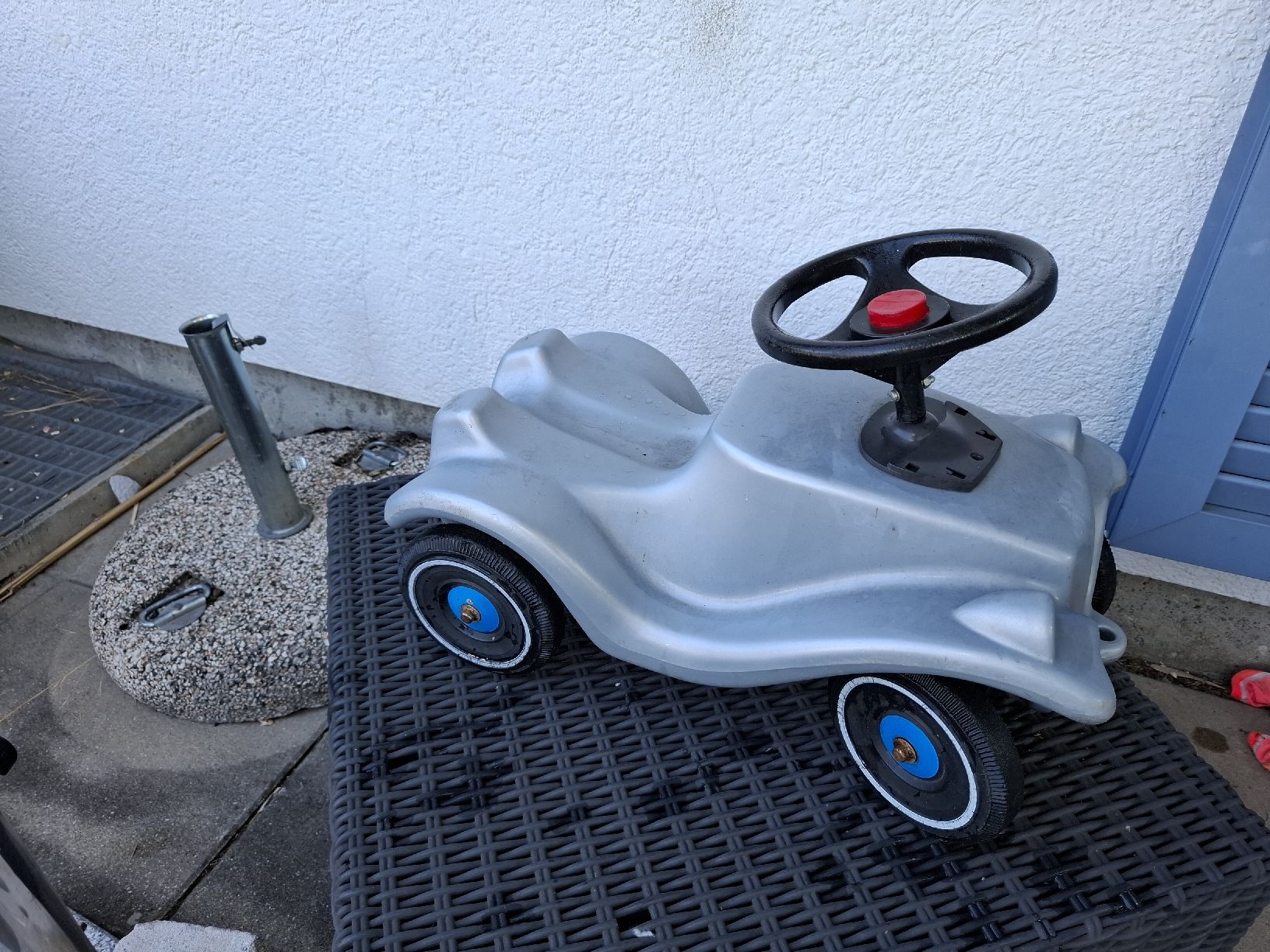 Big Fahrzeuge für Kinder: Rollerauto Spielzeug Silber – Gebraucht aus Wil ZH von makler03 1